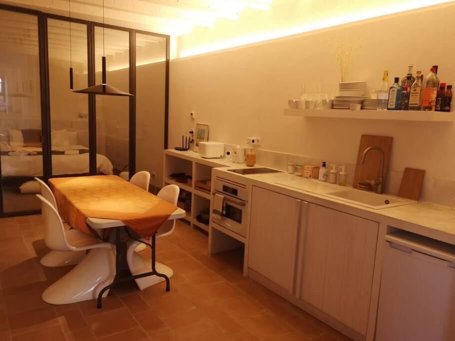 Romantic Stay In Grand Setting Alella Exteriér fotografie